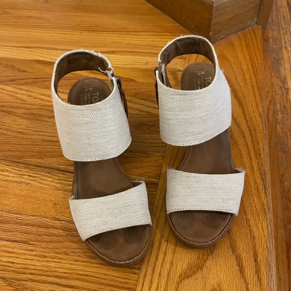 Toms Women's Cream Heeled Sandal